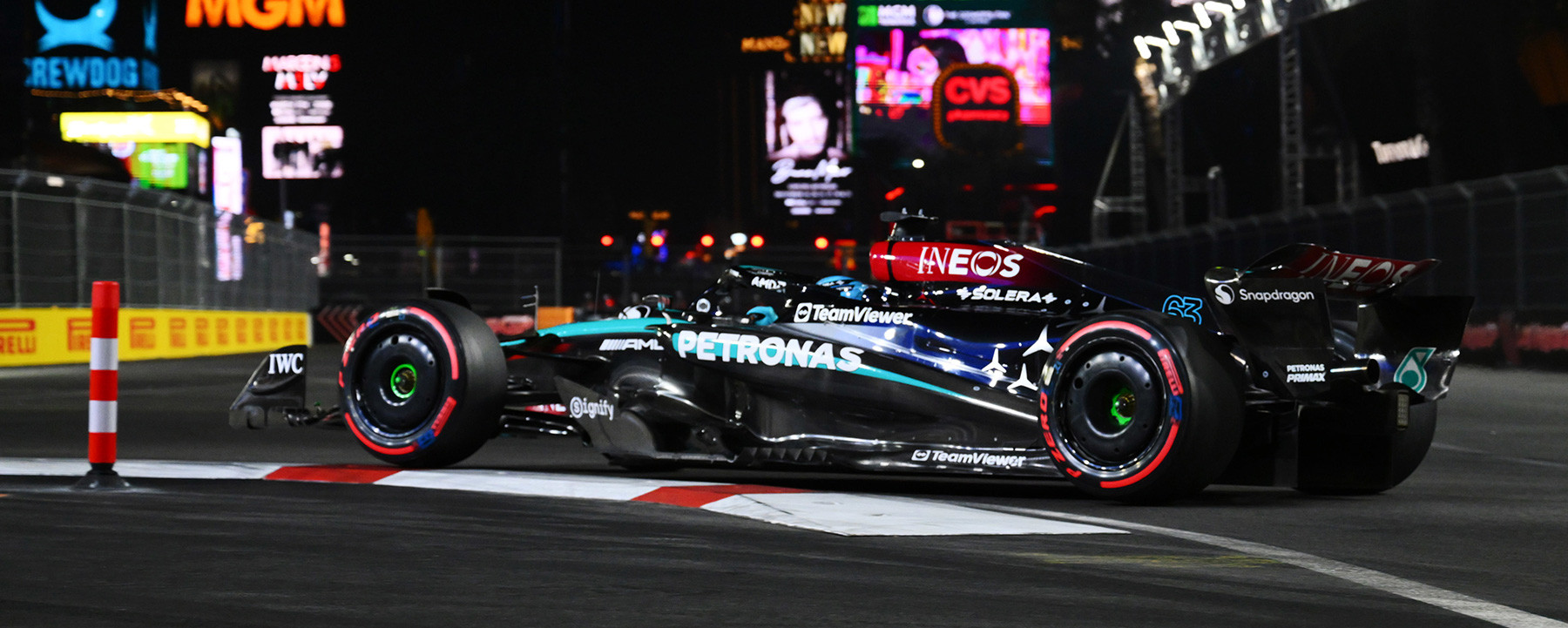 Mercedes domina a Las Vegas