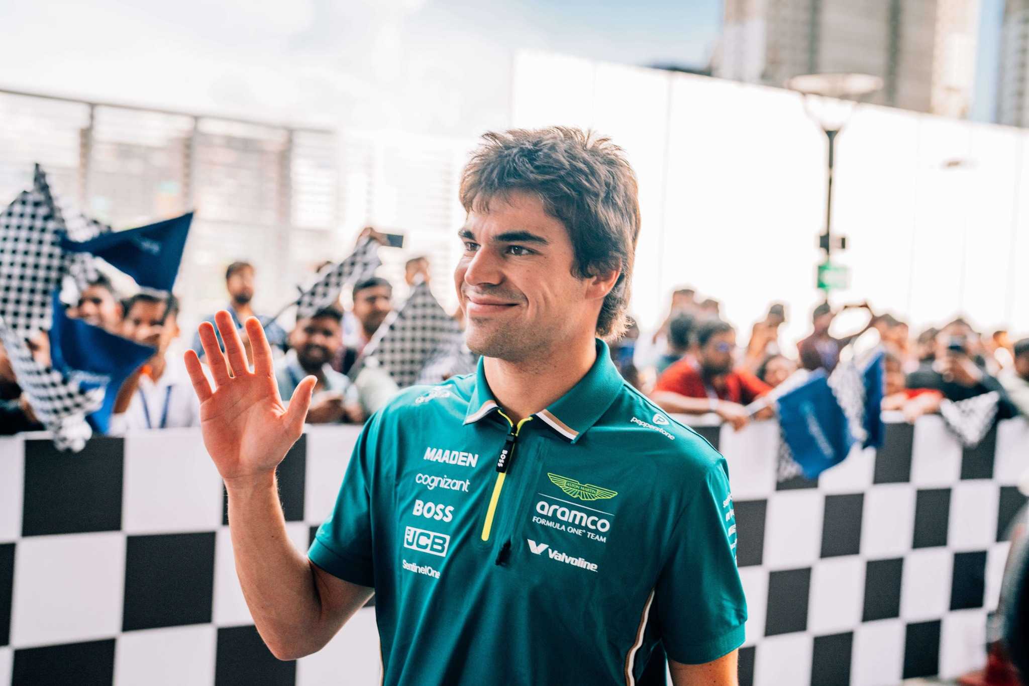 LANCE STROLL DEL TEAM ASTON MARTIN ARAMCO FORMULA UNO™ VISITA IL CAMPUS COGNIZANT DI HYDERABAD: INNOVAZIONE E PARTNERSHIP NEL FUTURO DELLA F1®