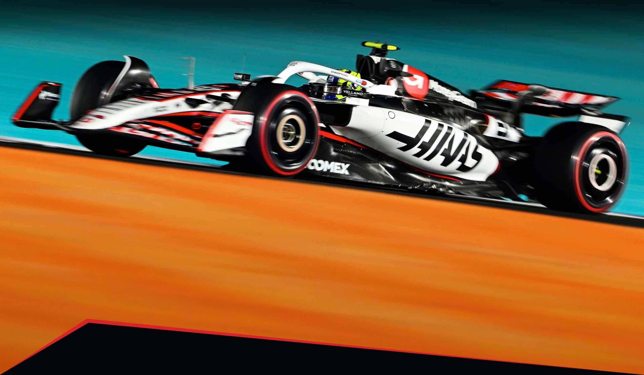 Oliver Bearman al volante della sua Haas VF-25 durante le qualifiche del Gran Premio del Qatar