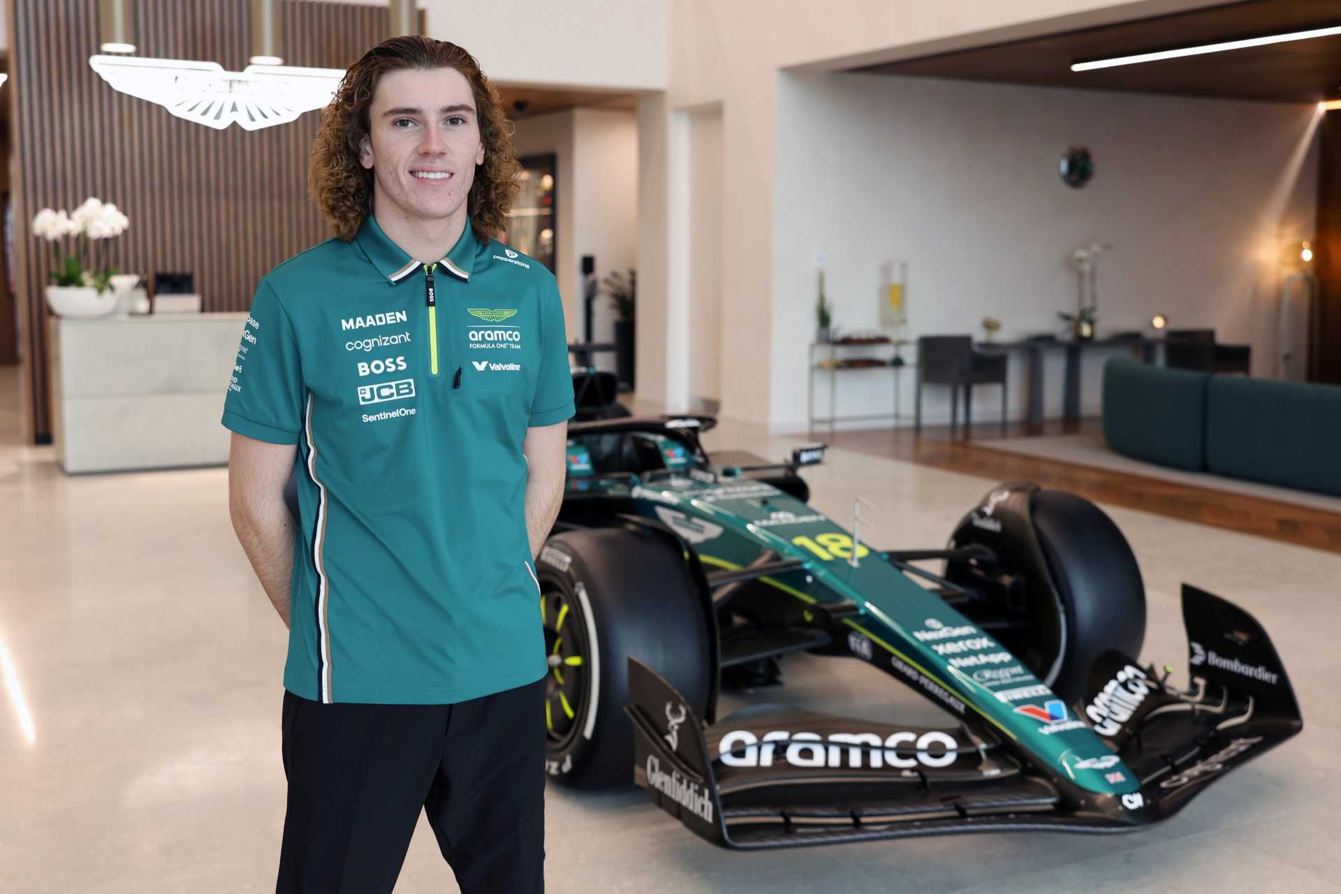 Cian Shields Debutta in FP1 ad Abu Dhabi con Aston Martin: Il Futuro Verde Smeraldo Prende Forma
