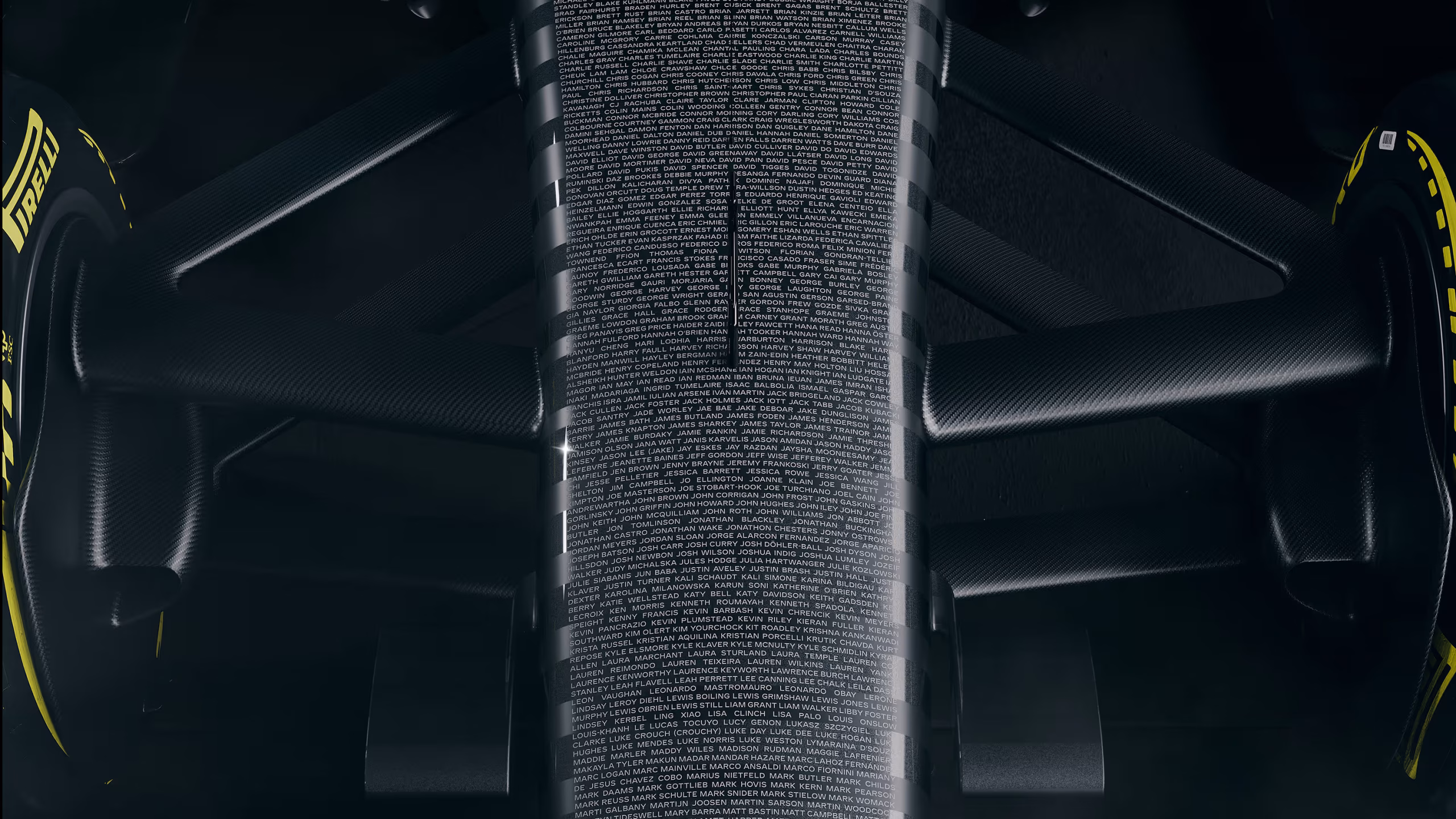 Cadillac svela la Livrea Speciale Shakedown F1: Un Omaggio ai Fondatori a Barcellona