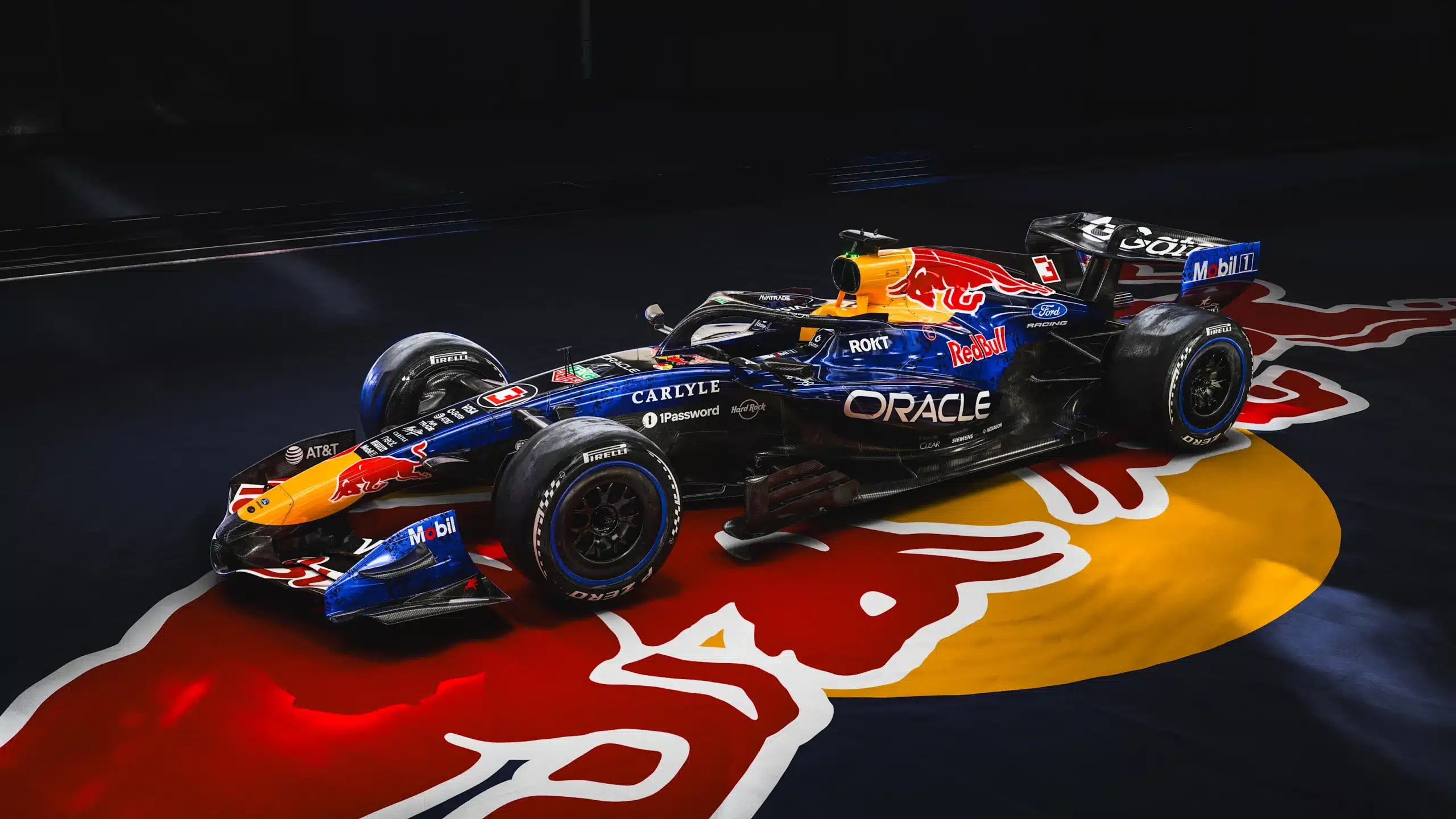 Formula uno paddock|Red Bull Svela Livrea F1 2026: Ritorno al Gloss e Partnership Ford