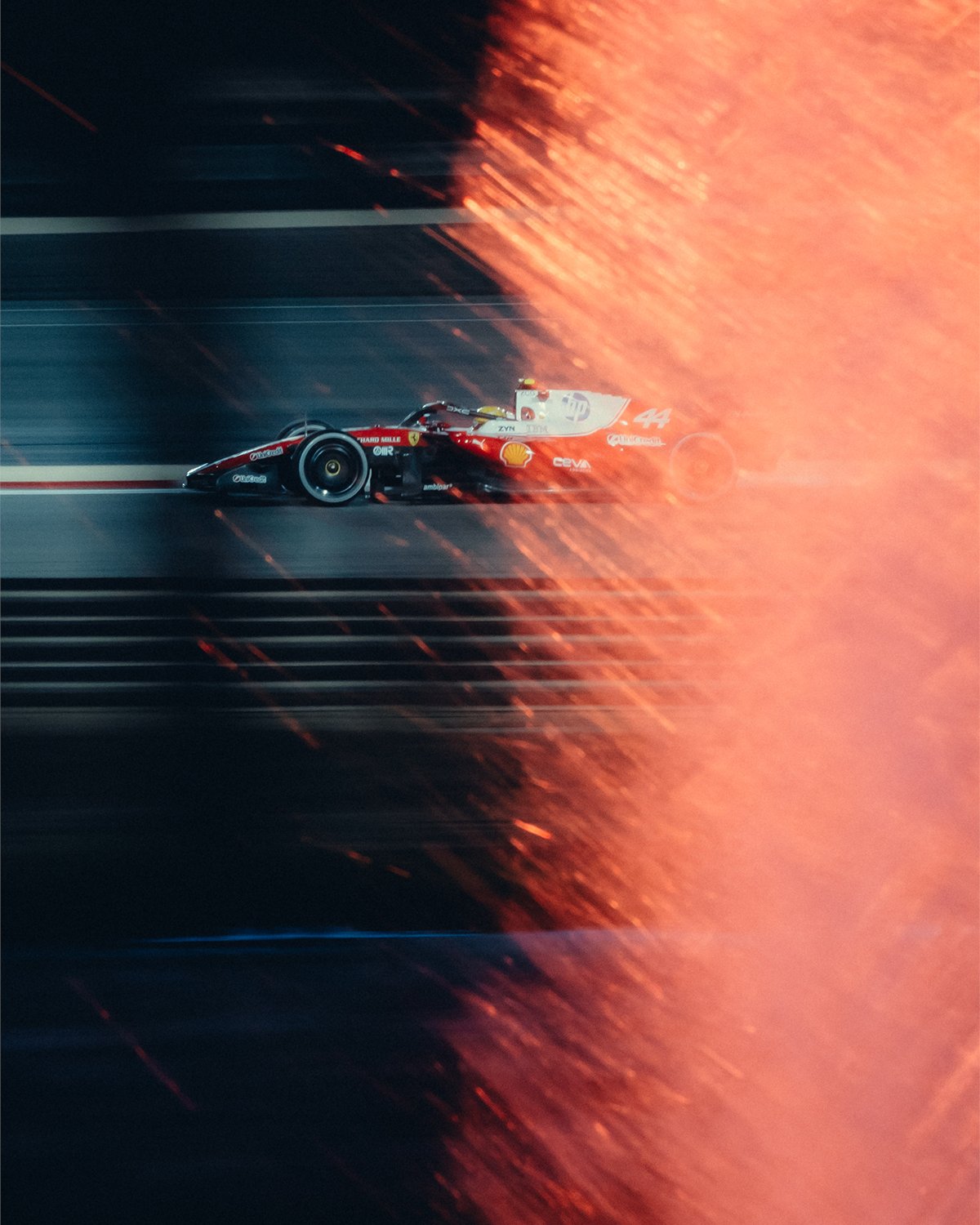 Formula uno paddock|test pre-stagionali Ferrari con Leclerc in prima posizione