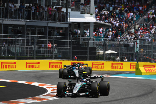 Vettura Mercedes sul circuito di Miami